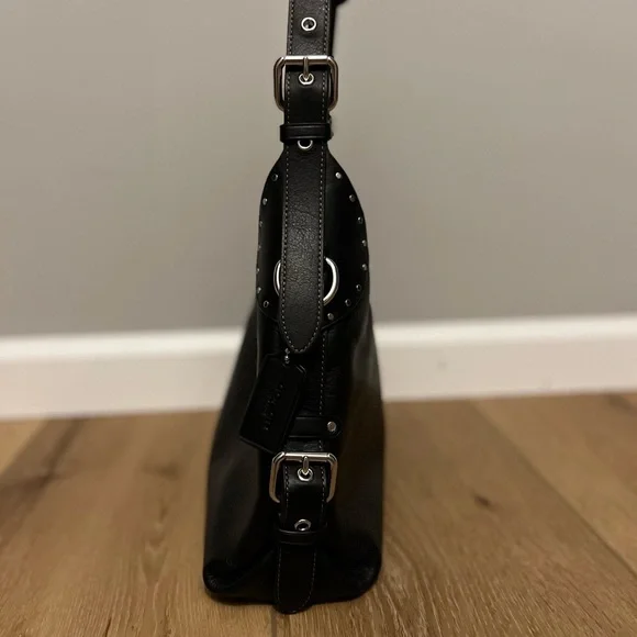 Coach Black Pebbled Leather Shoulder Bag with Silver Hardware - Picture 2 of 8